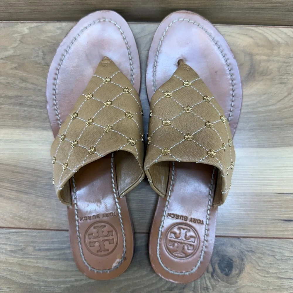 Tory Burch Quilted Mini Studded Sandals 7 M Camel Leather Vacation Travel Preppy